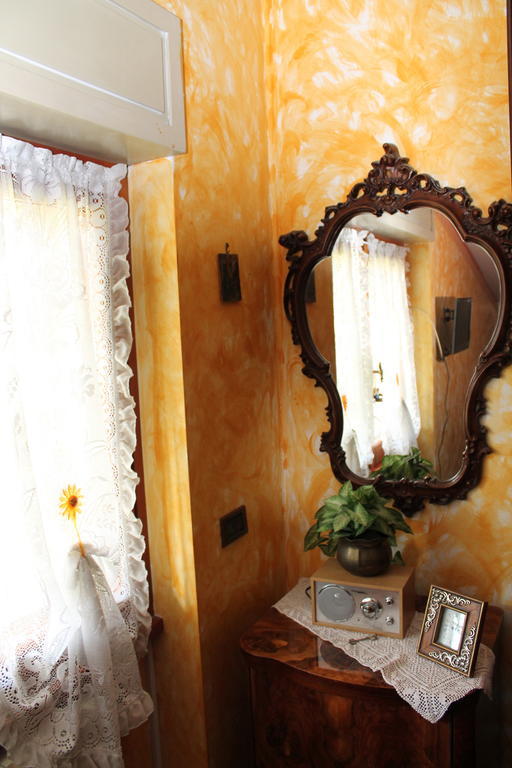 Bed and Breakfast La Casa Della Musica Чампіно Номер фото